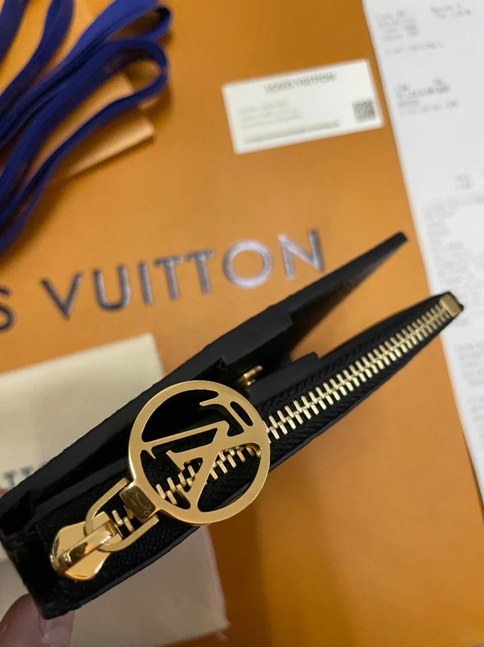 Louis Vuitton compact lisa
